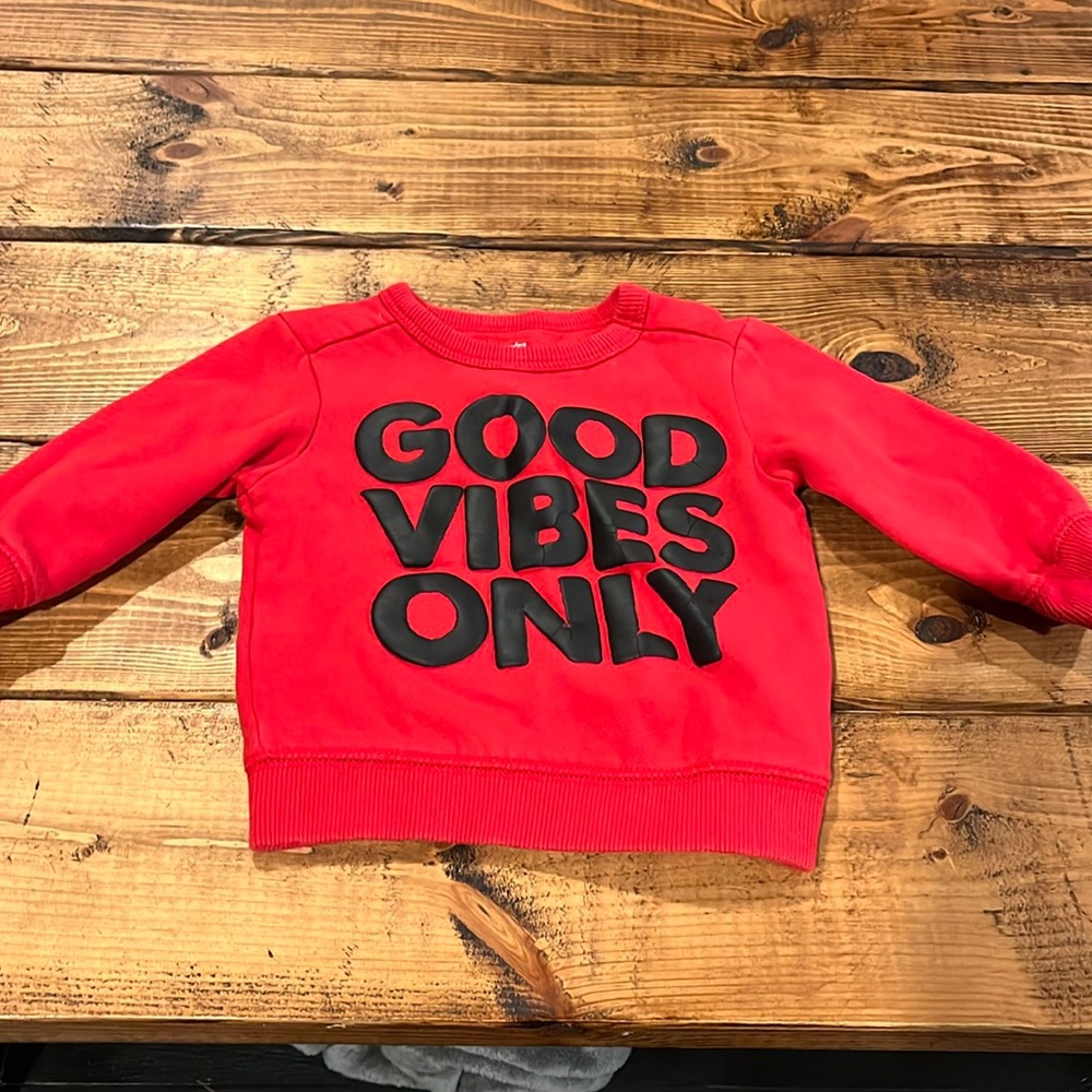 Carter’s crewneck